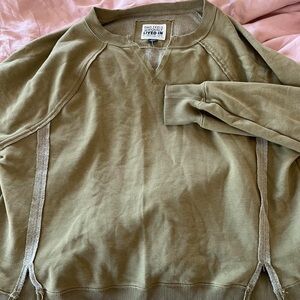 American Eagle Outfitters Green Crewneck Sweater Soft Cotton Raglan